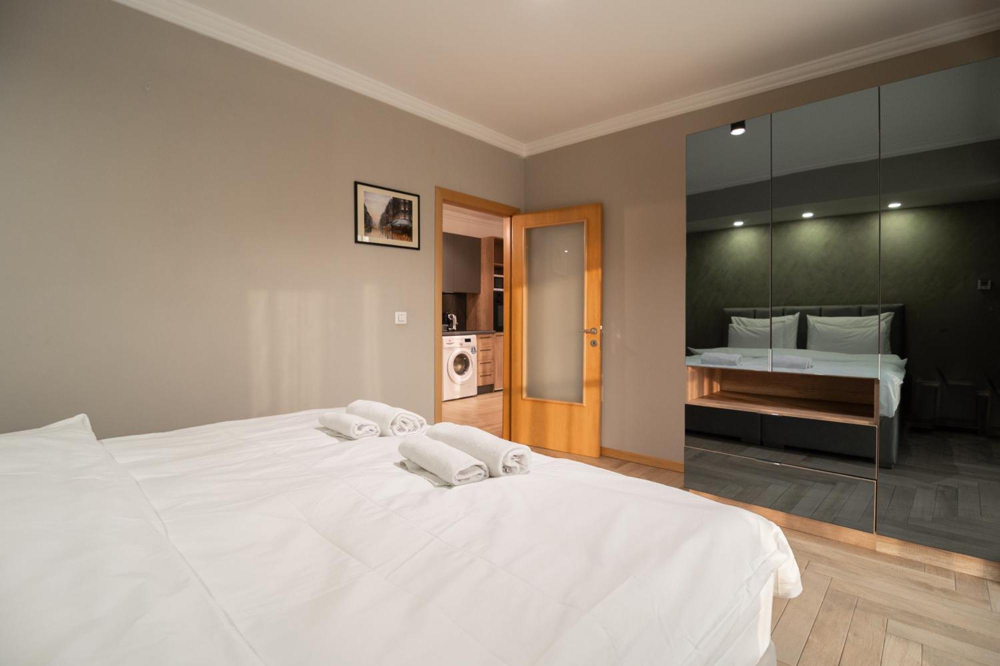 The One Apart Hotel Luxury Suites & Apartments Skopje Exterior foto